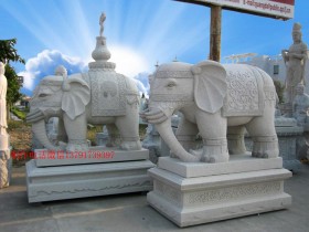 石雕大象厂家繁复是由于这么