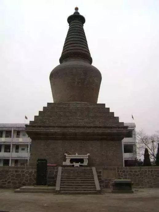 佛塔地宫里的舍利__19座佛祖舍利塔
