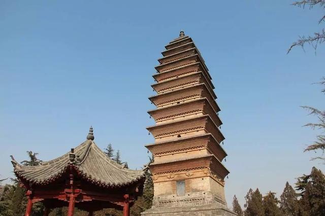 19座佛祖舍利塔_佛塔地宫里的舍利_