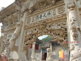 胡明珠制作的五台山石牌楼为什么叫做“华北第一石牌坊”