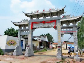 村口石牌坊景区石大门石门楼厂家怎么设计制作