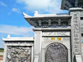 乡村石牌楼大门的吉祥浮雕文化