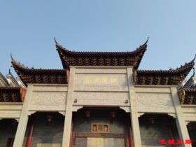 江西祠堂石门楼牌坊的装饰艺术