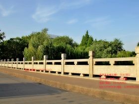 六个桥面石栏杆_路边河堤护栏_柱头造型图片