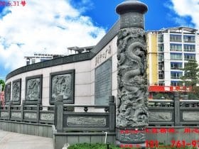 不周山盘龙柱图片_展现向上不屈的精神