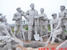 革命烈士人物雕塑塑造凝望和静思的氛围