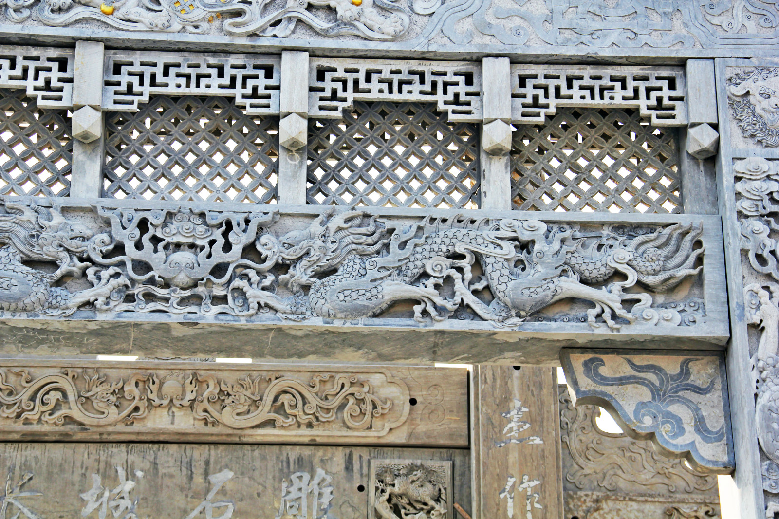 村口石材大门楼图片