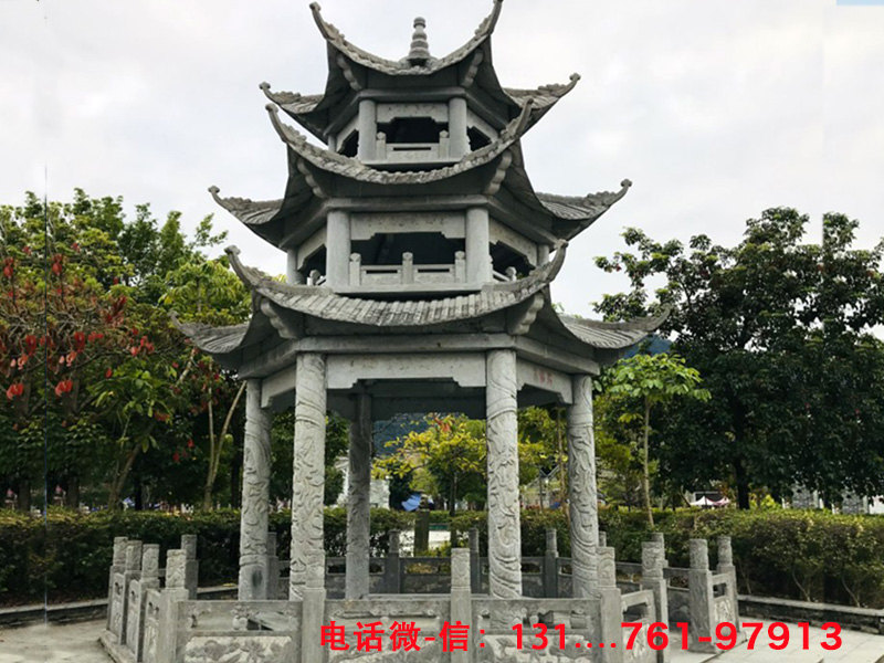 三层石亭子