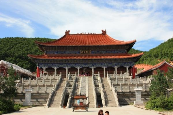 山东石雕寺院石雕